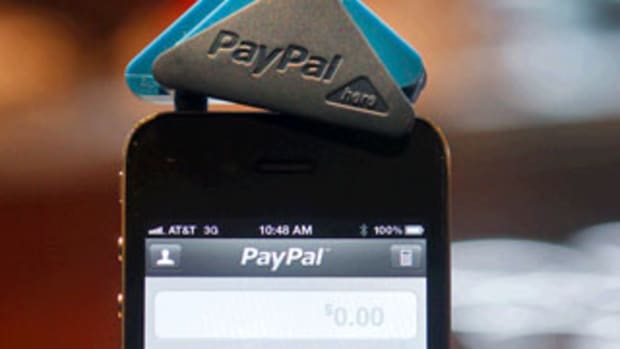 PayPal Ups Ante in Mobile Payments War