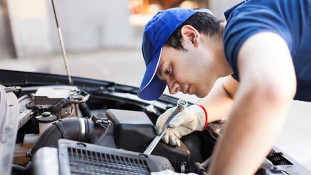 Deutsche Bank: Conventional Engine Cars Becoming More Competitive Against Electric