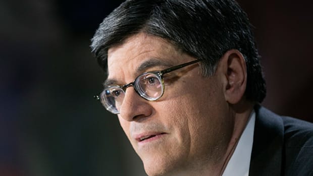 U.S. eyes big asset manager risks with update