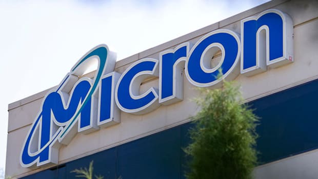 Micron (MU) Stock Higher, Nomura: Buy on Weakness
