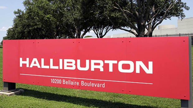Halliburton Warns of First-Quarter Profit Miss