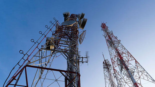 Bids in Groundbreaking Wireless Spectrum Auction Top $18 Billion