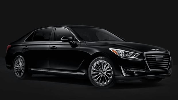 Hyundai Rolls Out First Large Sedan for U.S. Line of Luxury Vehicles