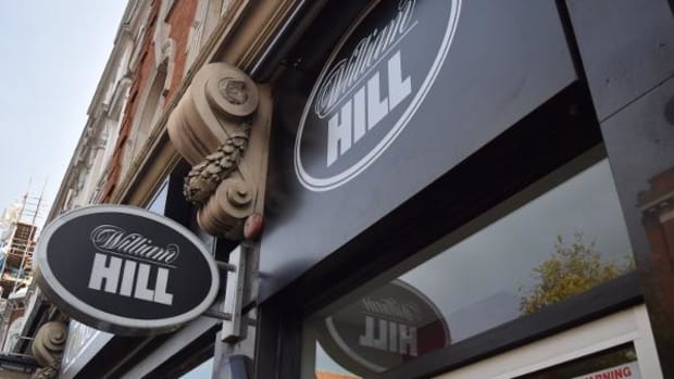 U.K. Bookmakers William Hill, Ladbrokes Coral Fall on Report of Video Betting Crackdown