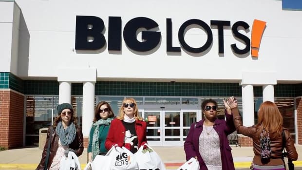 Here's Why Shares of Big Lots Are Lower Friday