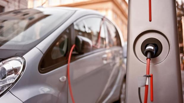 Wanna Play the Growth in Electric Vehicles? Moody's Says Look at Power Companies