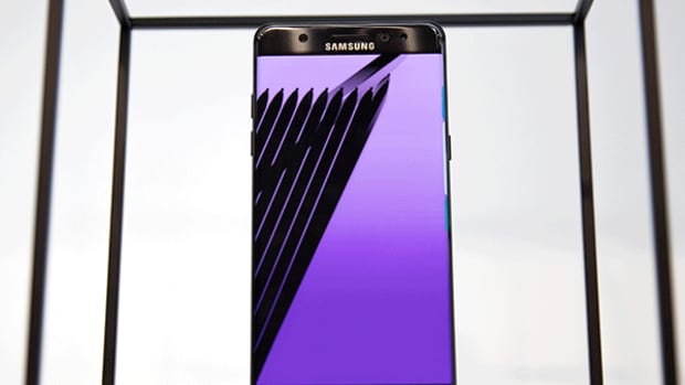 Samsung (SSNLF) Galaxy Note 7 Phone Crisis Resulted from Rushed Competition with Apple