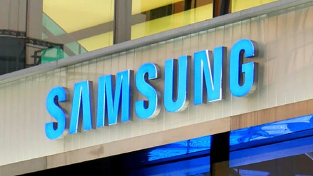 Densely-Packed Smaller Chips Are Likely to Blame for Samsung S8's Launch Delay