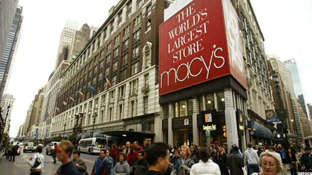 Wall Street Punishes Macy's and Kohl's for Brutal Holiday Seasons