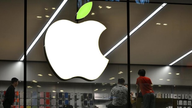 Jim Cramer: Apple and China Need to Make Up Next Week