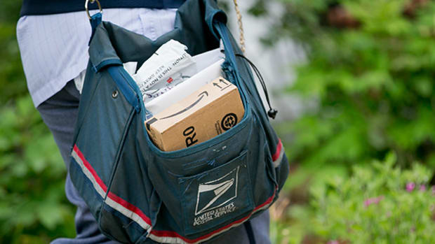 'Neither Snow Nor Rain...' U.S. Postal Service Lost $2.1 Billion in Q3