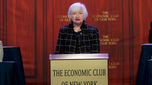Why Janet Yellen Has to Keep Rates at Zero