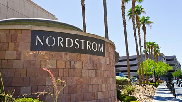 Nordstrom Clearly Isn't Dying, but Wall Street Doesn't Care About That Right Now