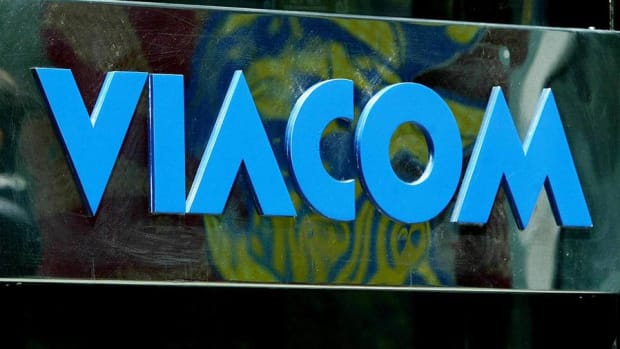 Midday Report: Another C-Suite Shakeup at Viacom; U.S. Stocks Climb Ahead of Fed