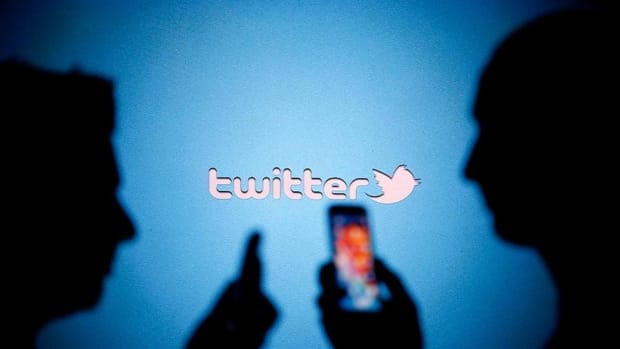 Closing Bell: Twitter Spikes on Takeover Chatter; U.S. Stocks Fall
