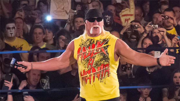 Hogan Lawsuit Slams Gawker Into Chapter 11