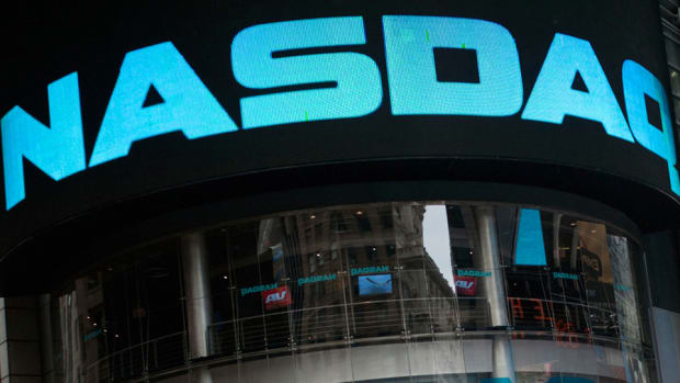 Nasdaq at All-Time High; Comcast Could Drop Time Warner Cable Deal