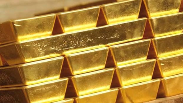 Gold Sees Sharp Gains, Hits 5-Week High and Breaks 50-Day Moving Average