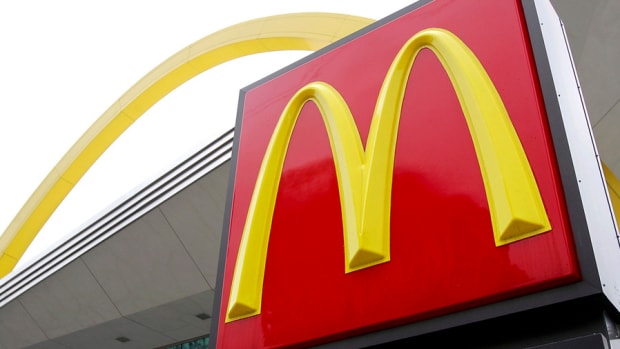 McDonald's & Coca-Cola Cut Jobs; Dow Gains More Than 300 Points