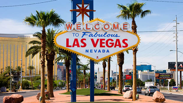 CES 2016 Live Blog Day 1: What Does Las Vegas Have In Store For Us?