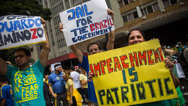 Petrobras Bankruptcy Seen Unlikely Despite Tumult in Brazil