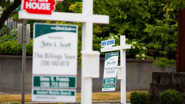 Rent vs. Buy in 2015: What's the Right Move in Housing This Year?