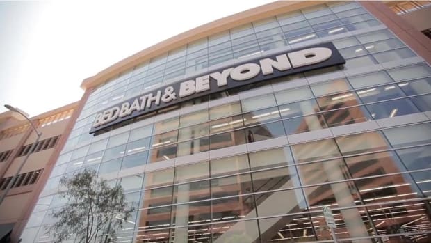 Jim Cramer's Takeaway From Bed Bath & Beyond's Quarter: They Can't Compete With Amazon