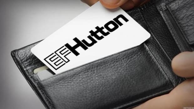 E.F. Hutton Says It Can Compete With Rival Online Trading Firms