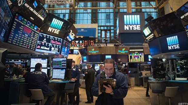 Nasdaq Posts Another Record Close; S&P 500 Rises as Financials Lag