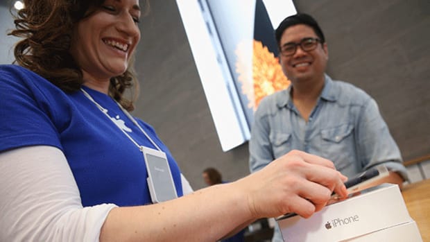 iPhone 8 Release May Be Coming Later Than September