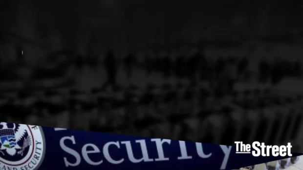 Trump Administration Expected to Extend Airplane Laptop Ban