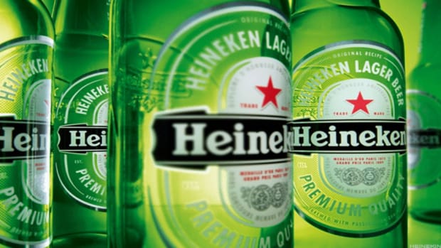 Heineken Plans to Acquire 2,000 Pubs From Punch Taverns