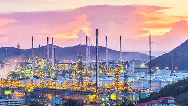Largest Refinery in U.S. Resumes Operations Following 2 Weeks of Inactivity