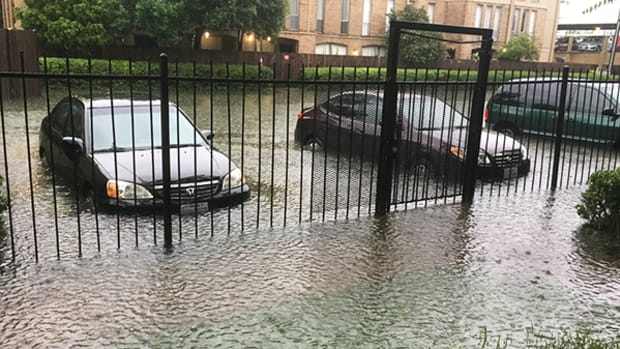 Hurricane Harvey Scammers Are Out in Full Force Targeting Helpless Victims