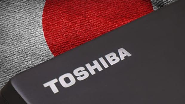 Toshiba Shares Fall Amid Speculation of Delayed Q3 Filing Without Auditors' Approval