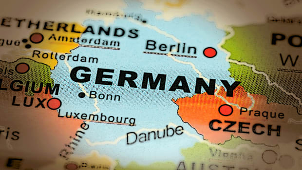 Commerzbank Stock Surges on Takeover Reports