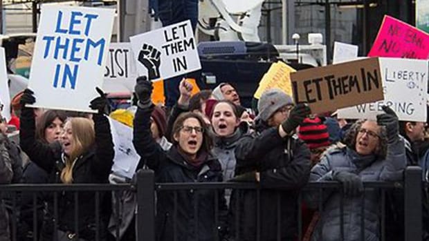 Wall Street Retreats as Immigration Ban Upends Trump Rally