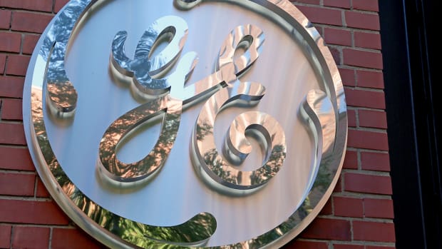 General Electric CFO Hints 2018 May Be a Throwaway Year
