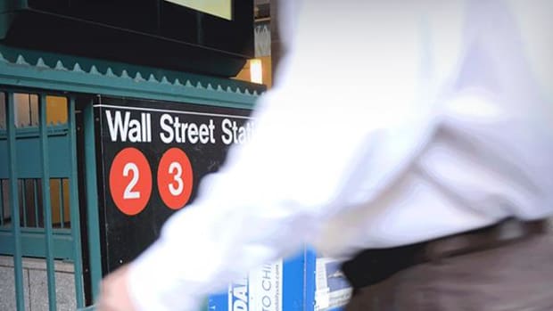 Stocks Extend Gains, on Track to Close at Records for Third Day in Row