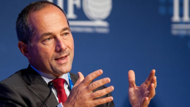 Societe Generale Shares Gain After Fourth-Quarter Earnings, ALD Spinoff Plans