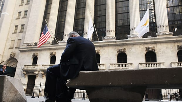 S&P 500 in Red as Energy's Slide Counters Morgan Stanley Gains