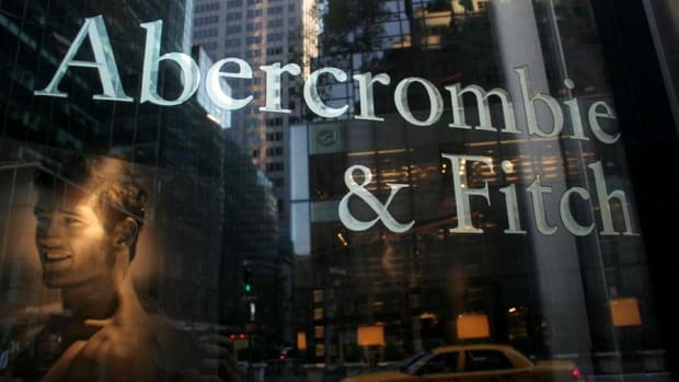 Closing Bell: Abercrombie Spikes on Deal Talks; S&P 500 at Records After Fed Signals Another Hike