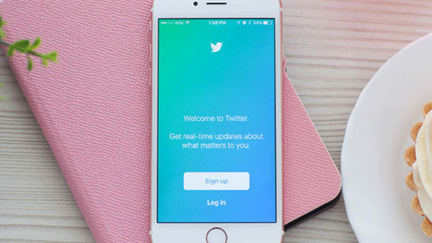 Nobody Wants to Get Ahead of Twitter 'Freight Train': More Squawk From Jim Cramer