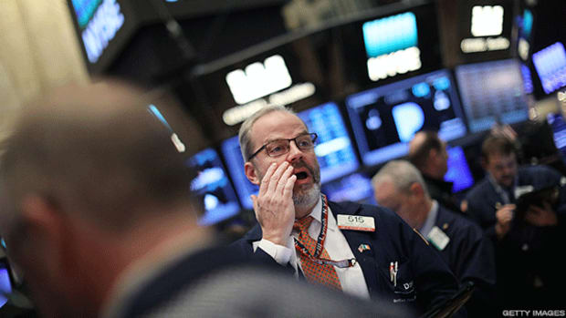 Stocks Mostly Lower as Trump Targets Pharma Industry