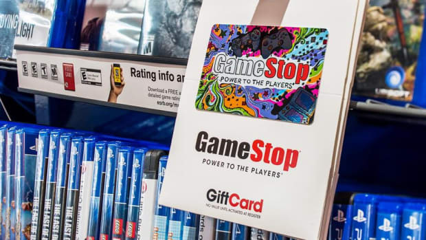 Midday Report: GameStop Beats on Nintendo Switch; U.S. Stocks Fluctuate