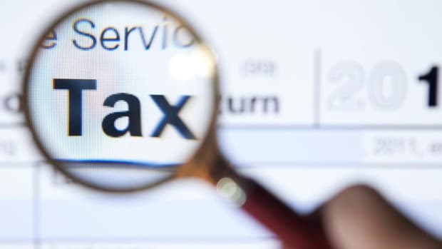 Closing Bell: Stocks Slip as Details of Tax Reform Plans Beget Questions