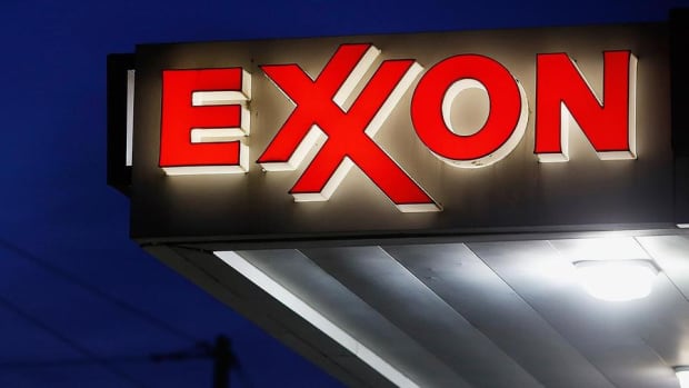 Exxon Mobil Misses on Fourth-Quarter Earnings