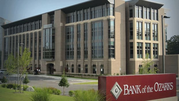 Community Banks Feeling Share-Price Pressure as Overexposure to CRE Loans Grows