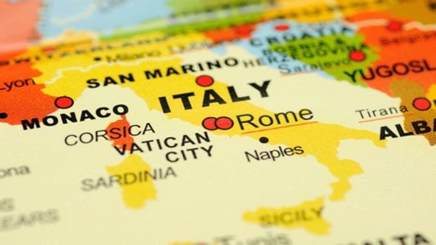Italy Rescues Two Failing Lenders