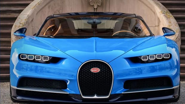 Video: This Bugatti Chiron Is Worth an Insane $2,998,000